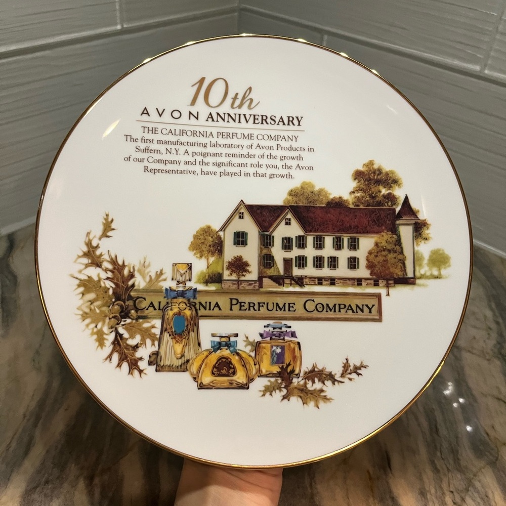 1989 Avon 10Th Anniversary Plate Porcelain 22K Gold “The California Perfume Co”
